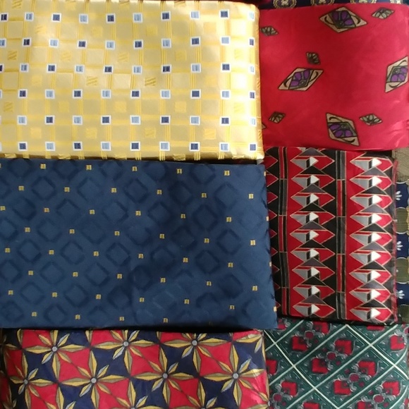 Men's Ties (22 Ties) - Picture 3 of 5